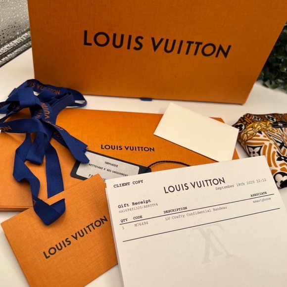 LOUIS VUITTON Silk Monogram Crafty Confidential Bandeau Caramel - Picture 3 of 7